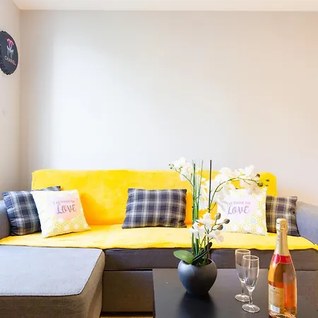 Apartmán Cozy Nest Yourhosthelper *